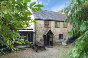 Spectacular Coach House, Sleeps up to 8